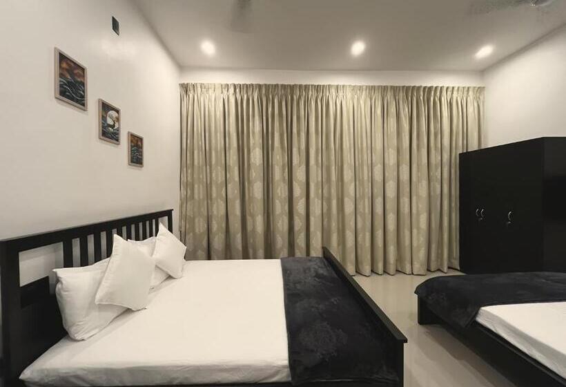 Family Suite, Kiana Stays