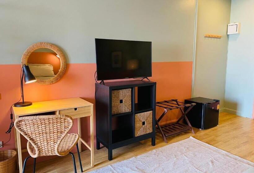 חדר סטנדרט עם מרפסת, Forget Me Not Boutique Bed & Breakfast Hua Hin
