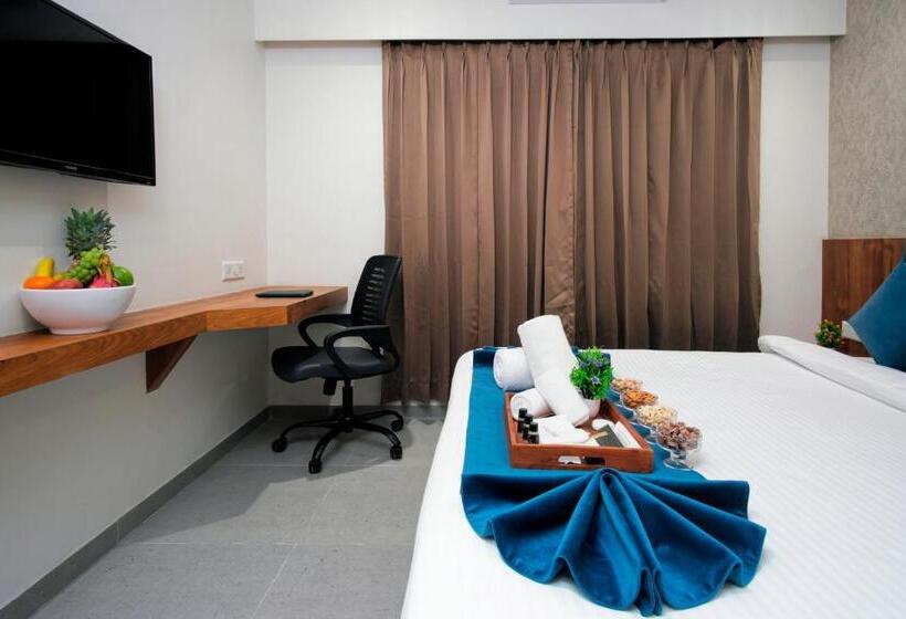 Номер Deluxe, Pride Elite Wellness Resort Becharaji Near Becharaji Railway Station