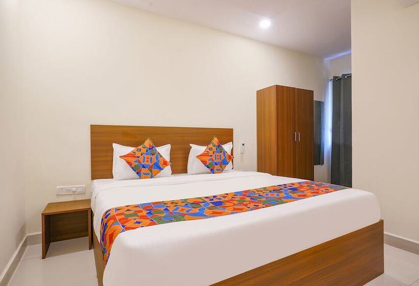 Номер Deluxe, Fabhotel Air Live   Nr Begumpet Metro Station