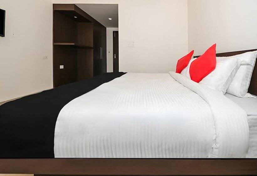 Номер Deluxe, Club 7 Resort And Banquets