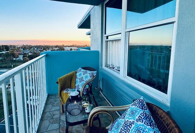 استودیو استاندارد با بالکن, Open For 2025 Speedweeks Daytona 500   Beachfront Studio   Private Balcony With Ocean View   Pool