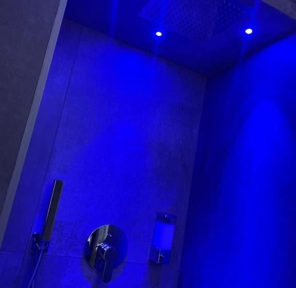 اتاق استاندارد با تخت بزرگ, Sunny Suite Napoli