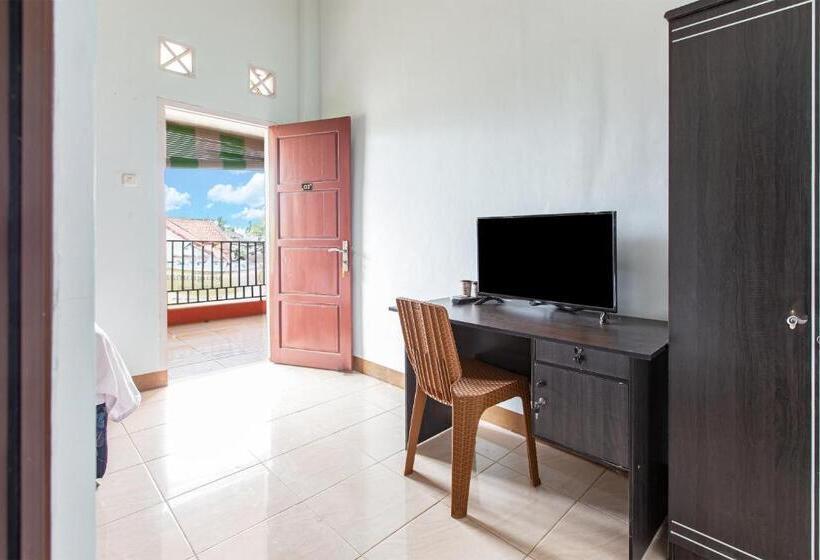 Номер Economy, Spot On 93430 Delta Bnb Residence