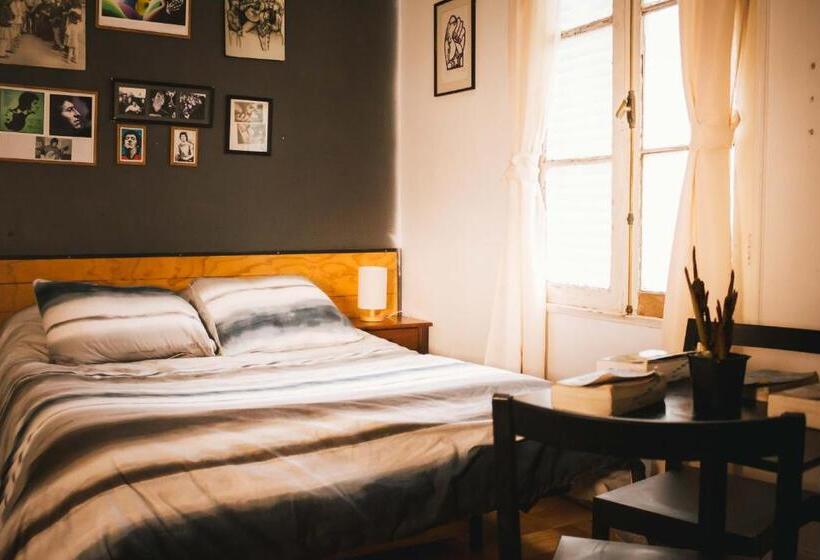 اتاق استاندارد, Hostal Salvador