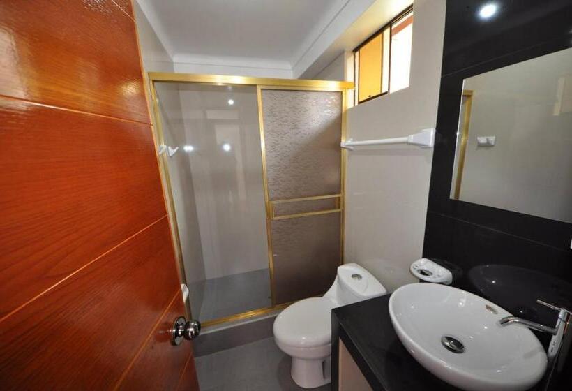 اتاق استاندارد سه تخته با بالکن, Casablanca