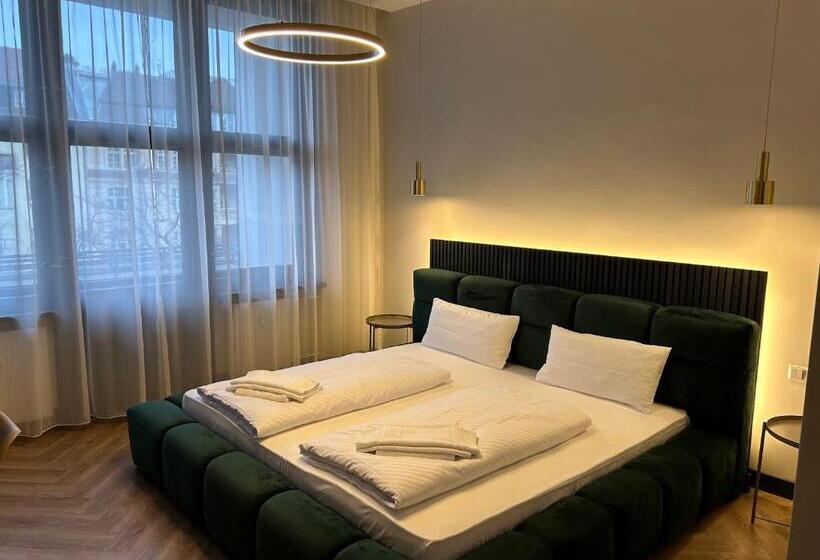 اتاق استاندارد با تخت بزرگ, Motel Blue Messe