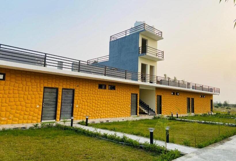 Номер Стандарт, New Corbett Hotel And Resort