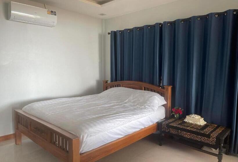 اتاق استاندارد با تخت بزرگ, บ้านระเบียงเลหลังสวน ทั้งหลัง 2 นอน 2 น้ำ 1 ครัว