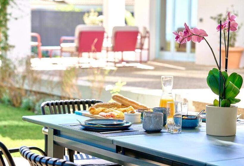 اتاق استاندارد با چشم‌انداز کوهستان, Casa Brisa Boutique Guest House   Gay Men Only