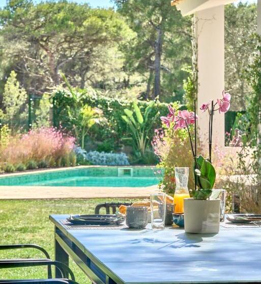 اتاق استاندارد با چشم‌انداز کوهستان, Casa Brisa Boutique Guest House   Gay Men Only