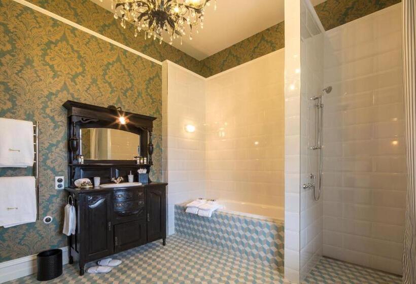 Номер Стандарт Вид на Озеро, Hulbert House Luxury Boutique Lodge Queenstown