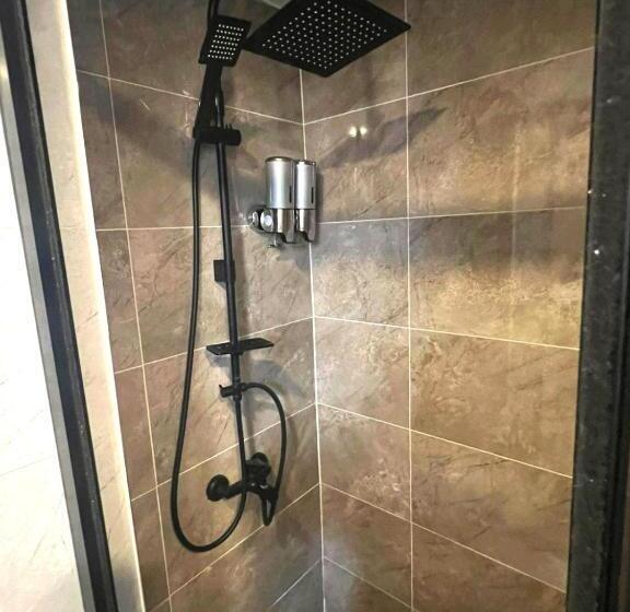 اتاق لوکس با چشم‌انداز دریا, Demhat Hotel Old City