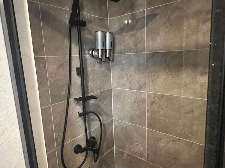 اتاق لوکس با چشم‌انداز دریا, Demhat Hotel Old City