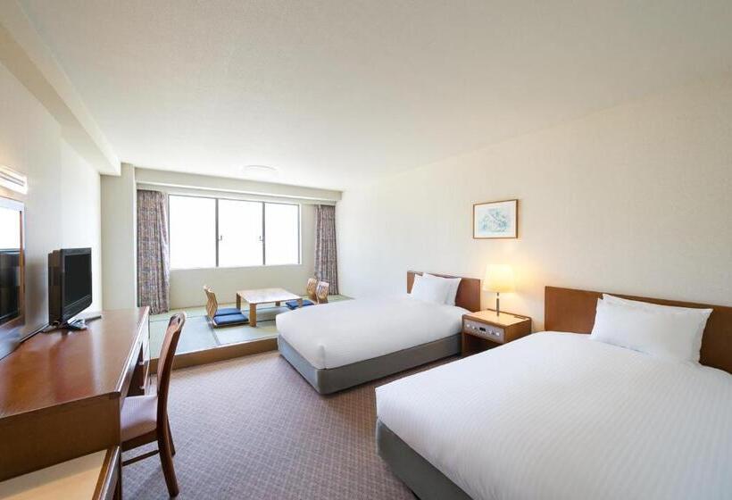 اتاق استاندارد با چشم‌انداز کوهستان, Grand Mercure Yatsugatake Resort & Spa