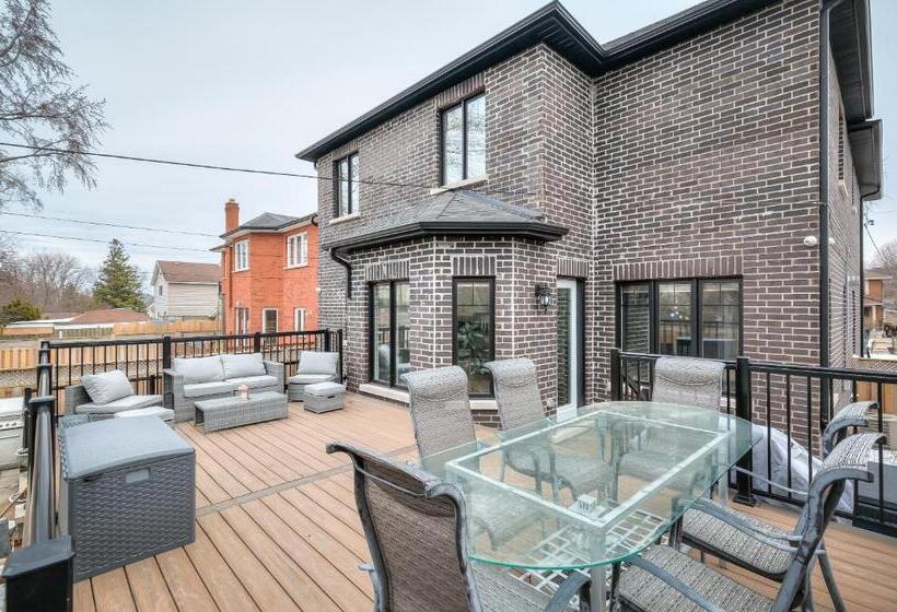 豪华套房, Luxury Villas In Ajax And Scarborough
