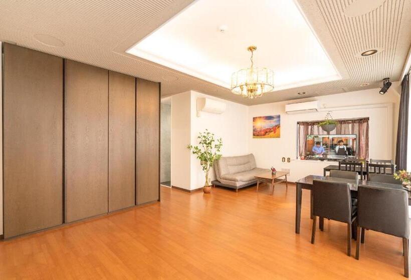 Quarto Familiar, Kyara Hotelミスミ301