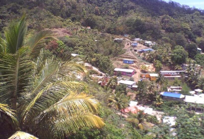 اتاق استاندارد سه نفره, Maracas Bay View