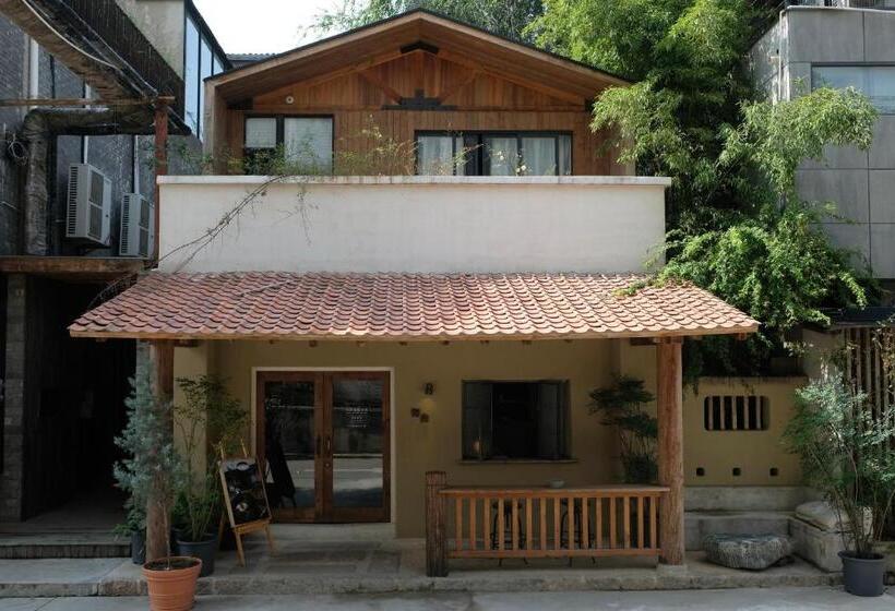 3 Bedroom Suite, Craft House