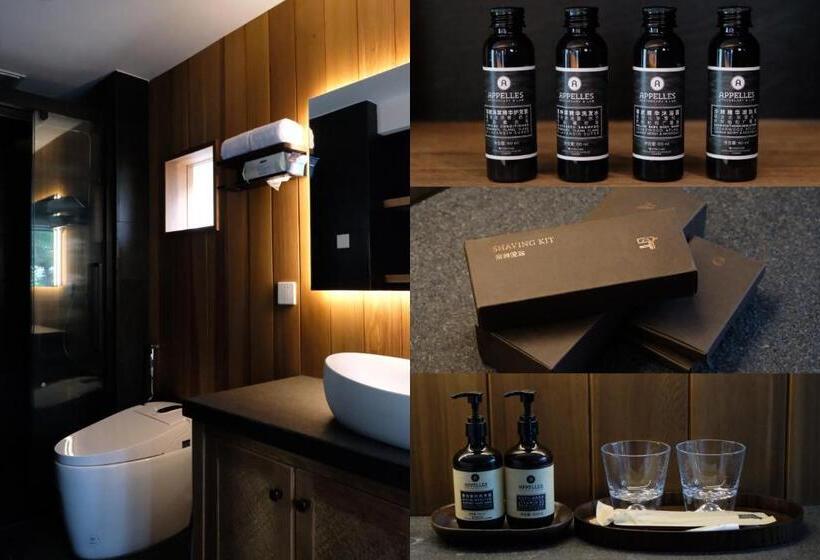 3 Bedroom Suite, Craft House