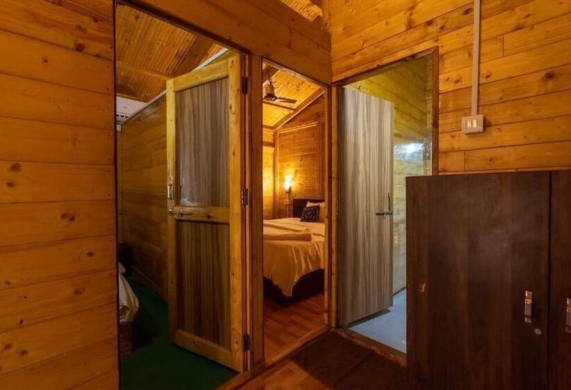 家庭间, Hitide Beach Resort