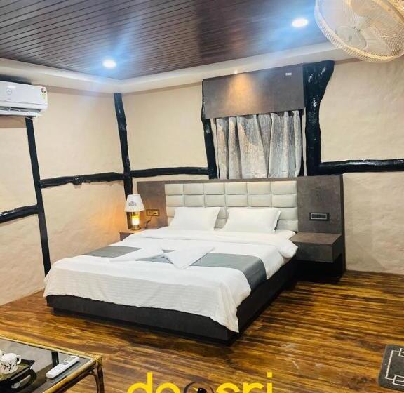 带阳台套房, Daosri The Inn