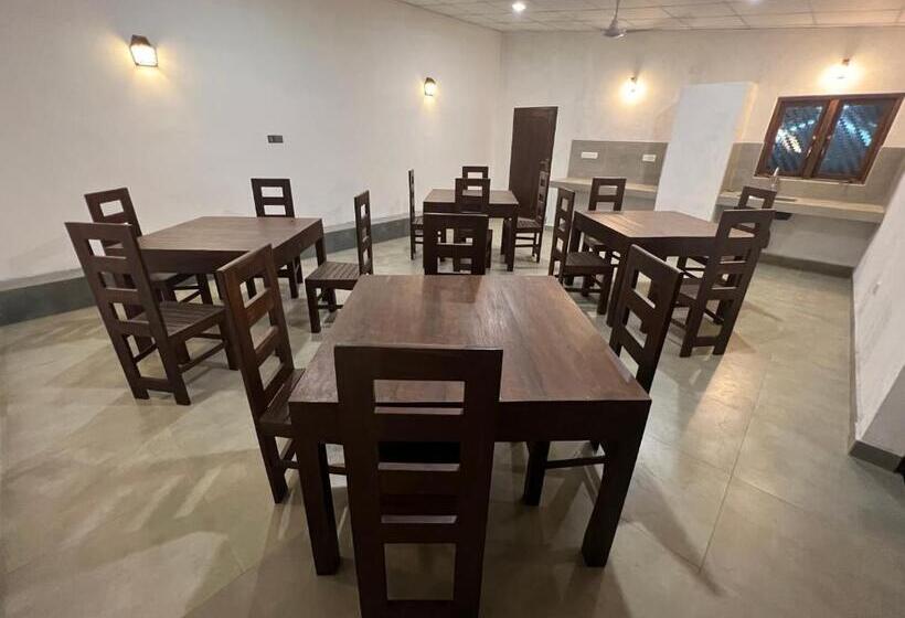 Апартаменты 2 Спальни, Dl   Anuradhapura