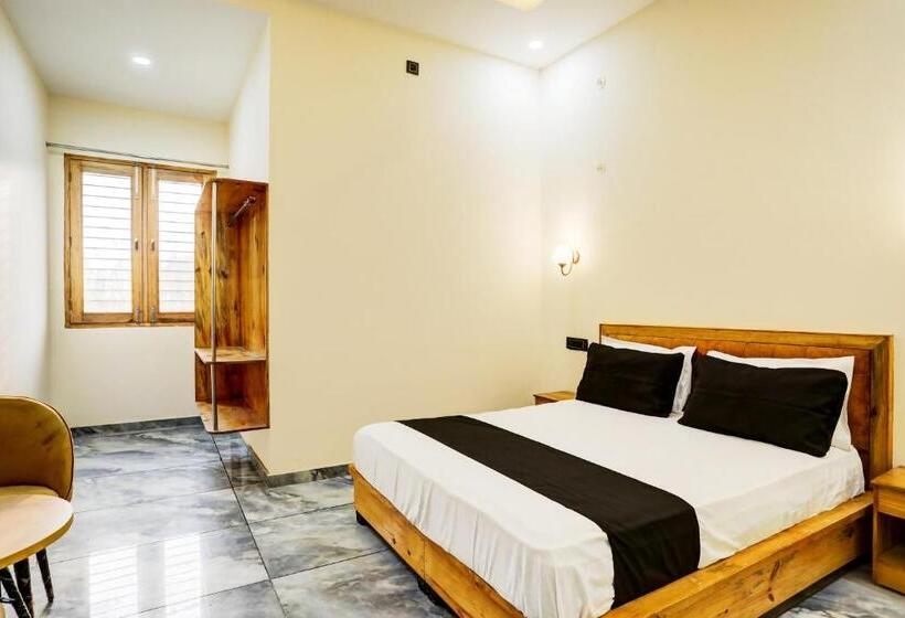 Трехместный Номер Классика, Oyo Hotel Ganga Safari