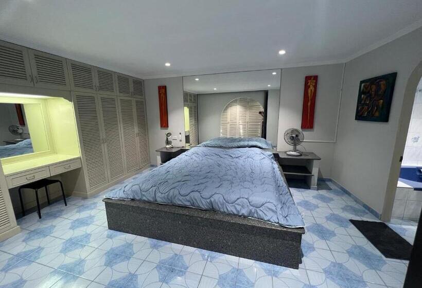آپارتمان 1 خوابه با چشم‌انداز دریا, Pattaya Beach Condo