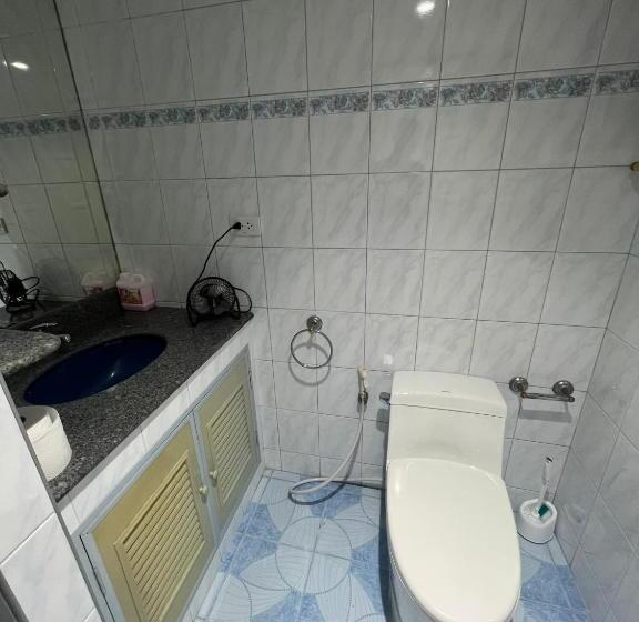 آپارتمان 1 خوابه با چشم‌انداز دریا, Pattaya Beach Condo