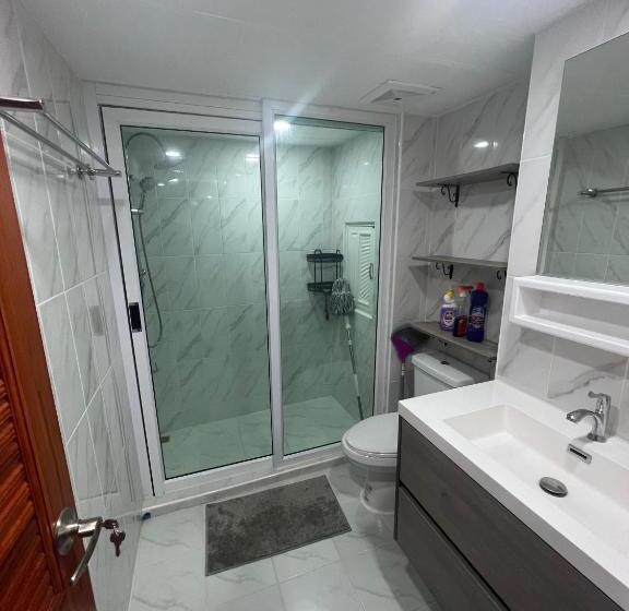 استودیوی استاندارد, Pattaya Beach Condo