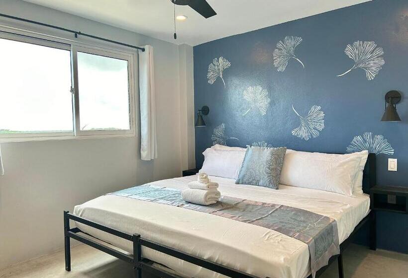 Апартаменты 3 Спальни, Villas Secreta Beachfront Resort