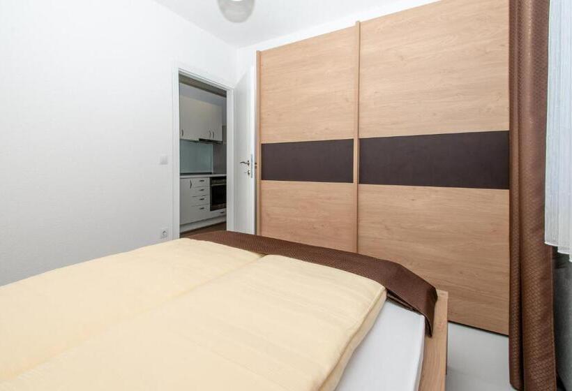 آپارتمان 1 خوابه با بالکن, Hazam Apartmani