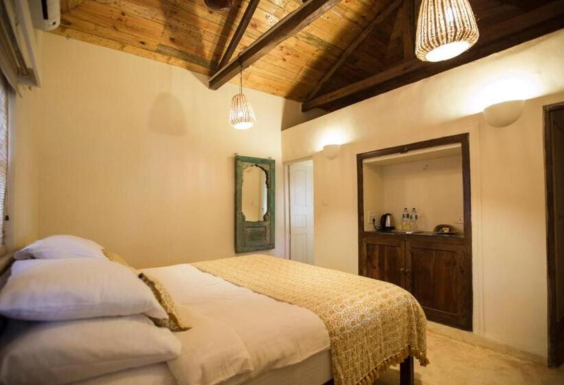 标准平房, Anahata Retreat Ashvem Goa
