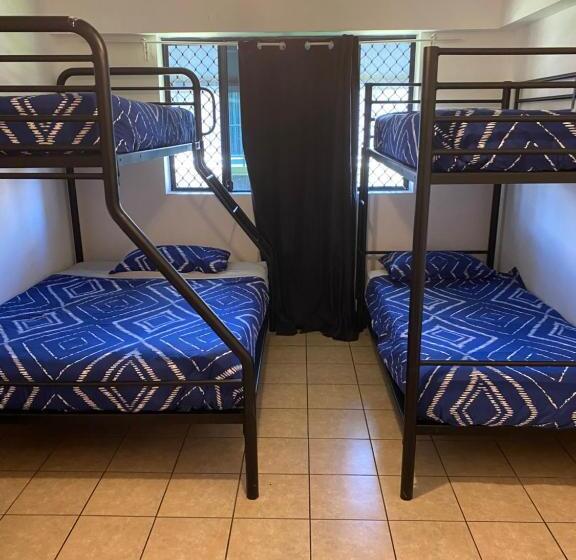 스탠다드 룸 공동 욕실, Arrival Lodge Hostel Accommodation