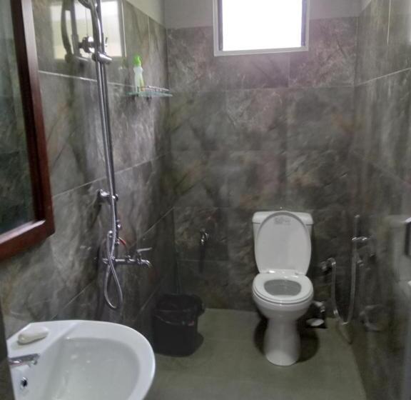 اتاق خانوادگی, Elephant Eye Safari House