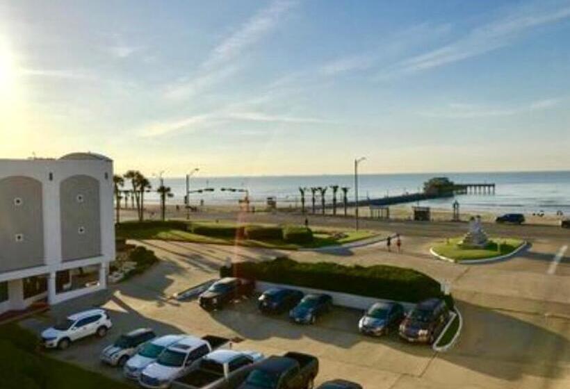 דירת חדר נוף לים, Casa Del Mar Beach View