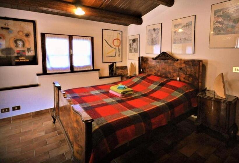 غرفة قياسية ثلاثية, Casale Barbagianni