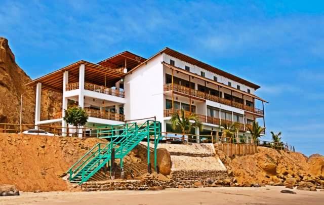 اتاق استاندارد سه نفره, Punta Pico