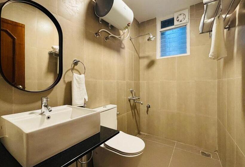1 Bedroom Penthouse Apartment, Olive Palace Road   By Embassy Group