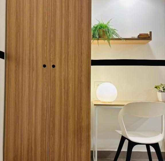 استودیوی استاندارد, Olive Palace Road   By Embassy Group