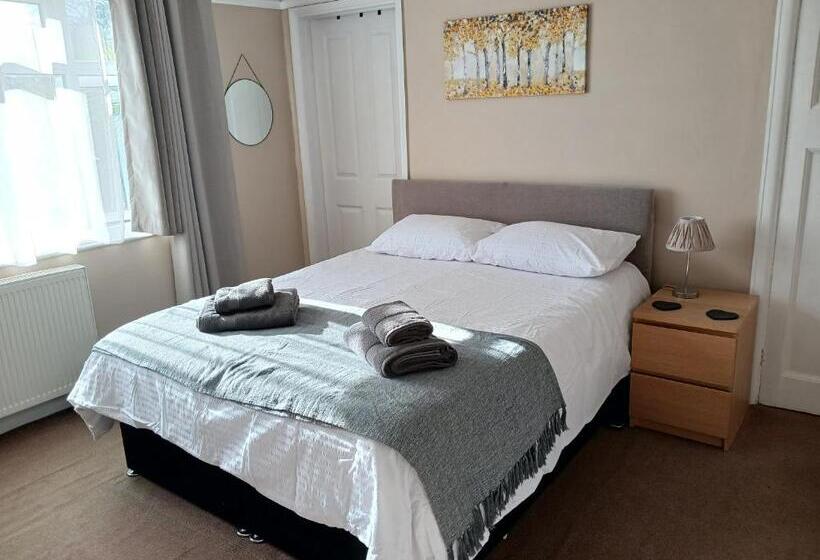 Номер Стандарт, Felpham Guest House   Self Catering