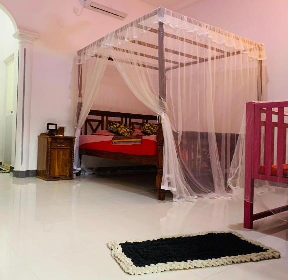 اتاق لوکس, Lucky Guest