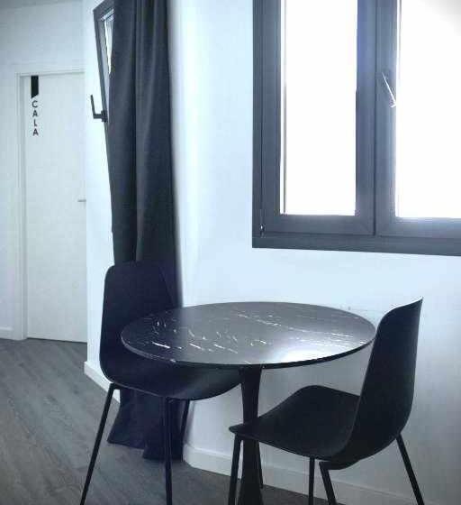 디럭스 룸, Hostel Alicante