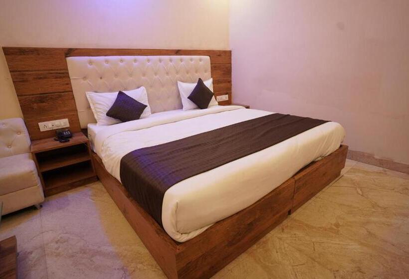 디럭스 룸, Anant Rishikesh