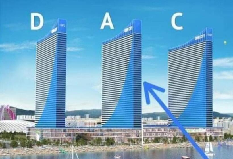آپارتمان خانواده 1 خوابه, Beach Hotel Orbi City