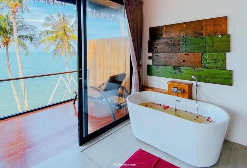 Номер Deluxe Вид на Море, Aokhanom Resort