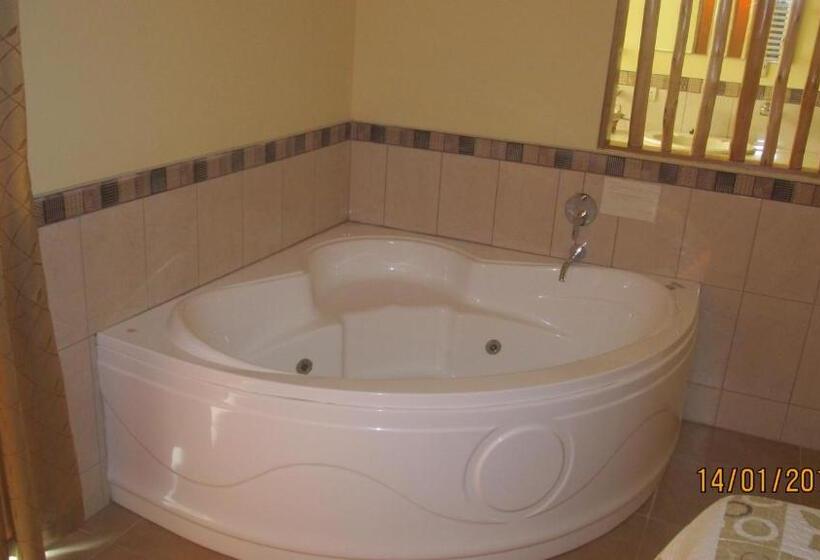 اتاق لوکس, Balcones De Zorritos