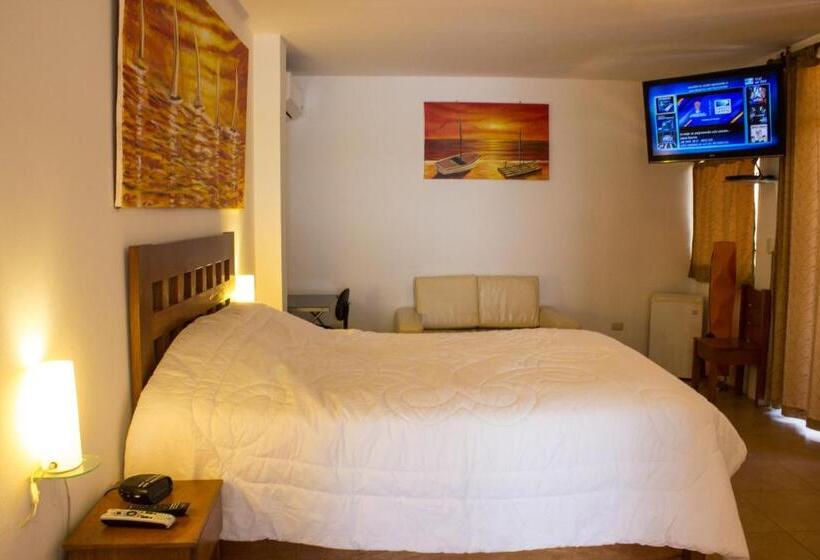 اتاق لوکس, Balcones De Zorritos