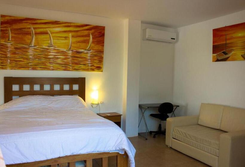اتاق لوکس, Balcones De Zorritos